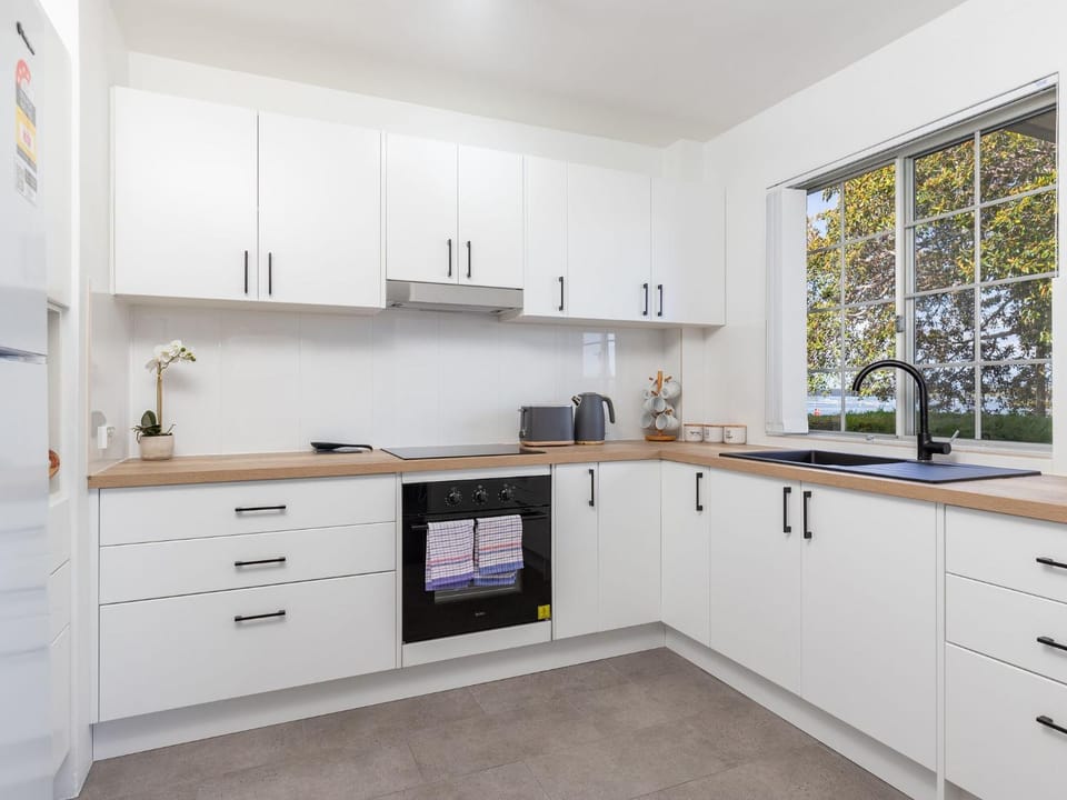 Camelot 01 Apartment in Forster