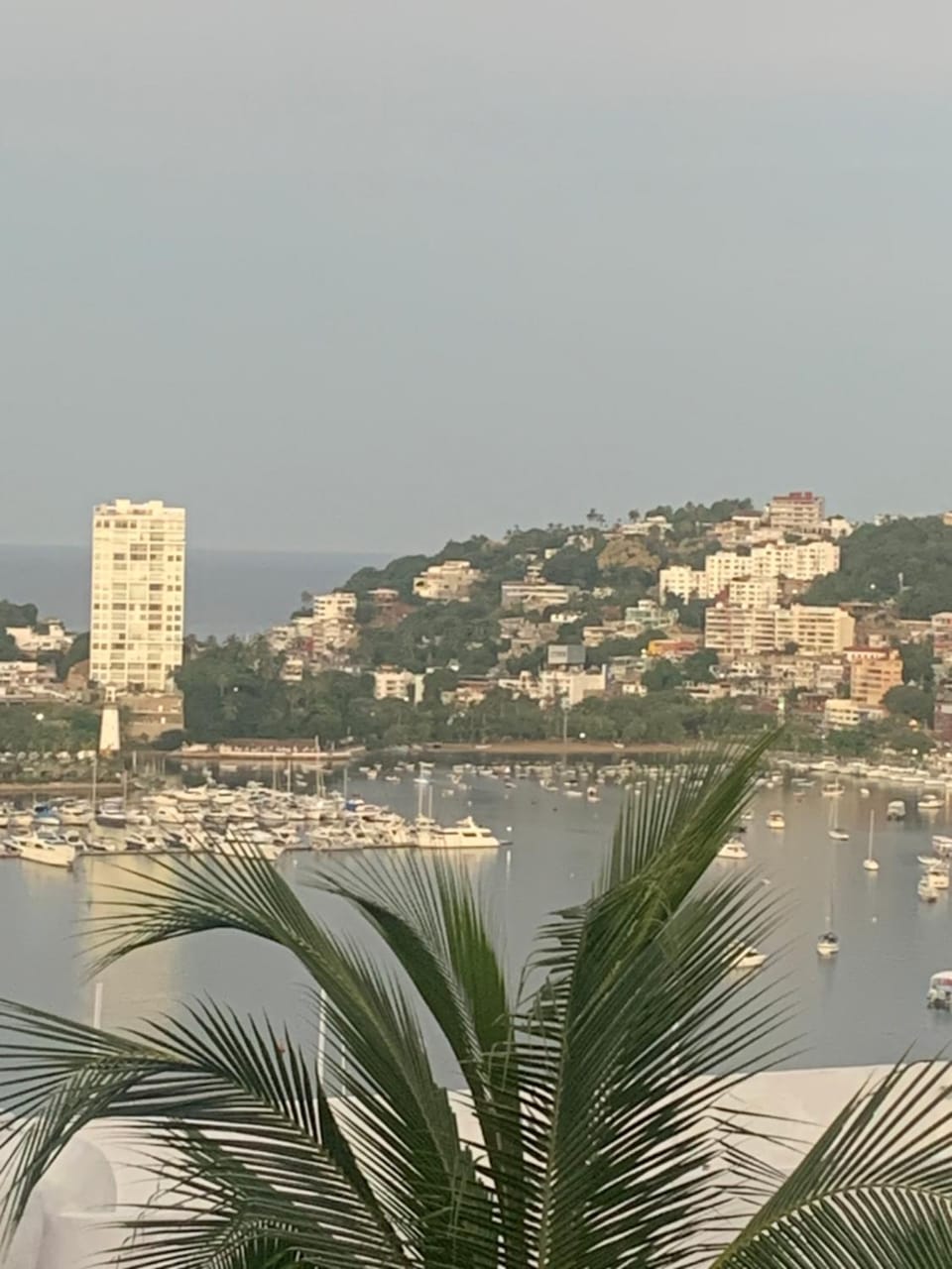 Casa con vista espectacular al mar con alberca House in Acapulco