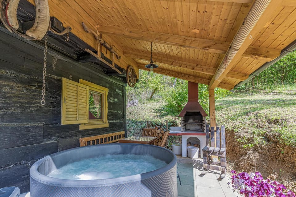 Hot Tub, Balcony/Terrace