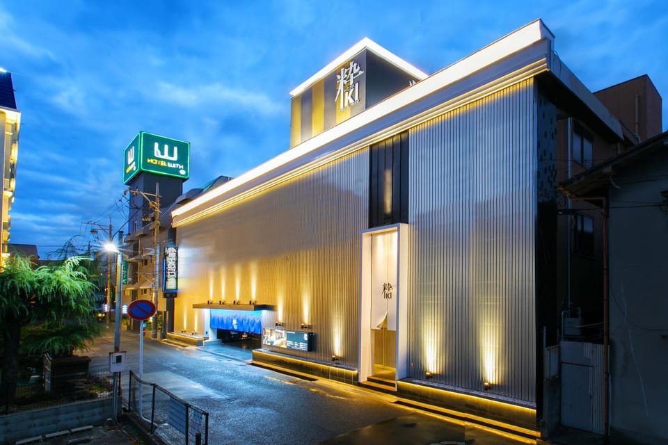 Property building, Facade/entrance