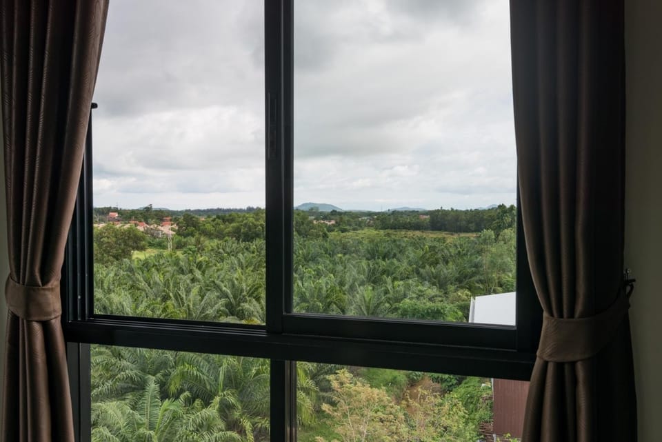 Tha-ruea Residence Apartment in Phuket