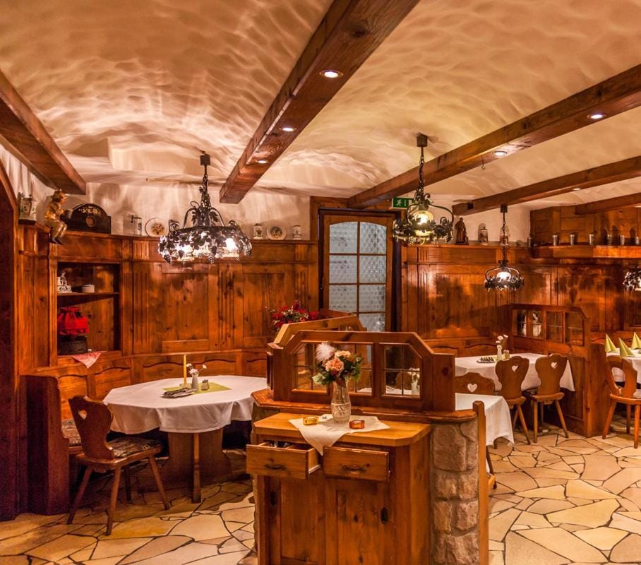 BLÖDEL Gasthof Grüner Baum Hotel in Nuremberg