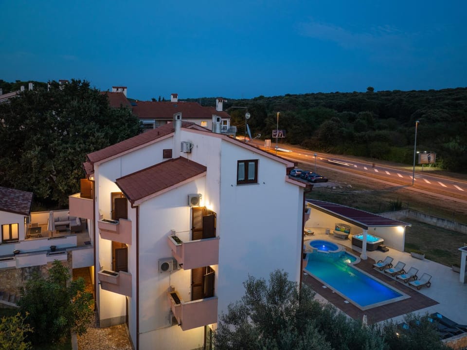 Villa Lealeana Villa in Pula