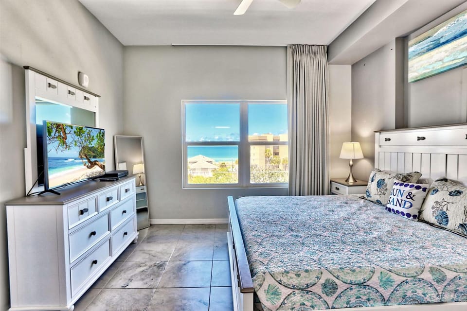 Madeira Bay Resort I 1504 House in Madeira Beach