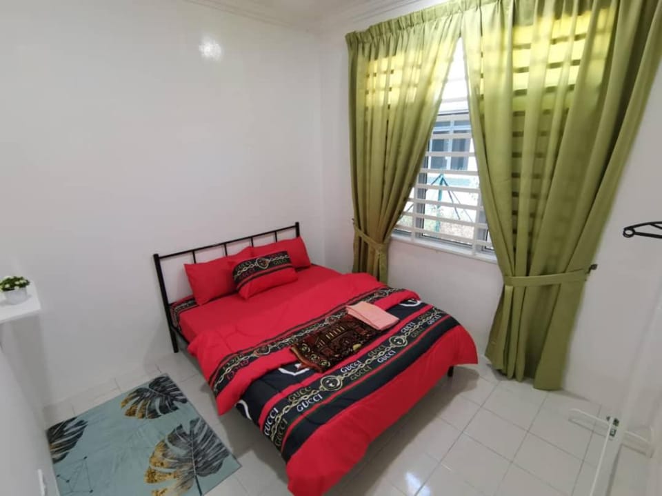 Nawra Homestay Besut - Free Wifi House in Terengganu, Malaysia