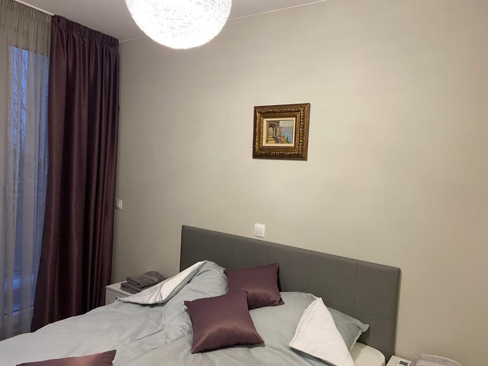 Уютен апартамент на 3 мин. от главната и Капана +паркинг Apartment in Plovdiv