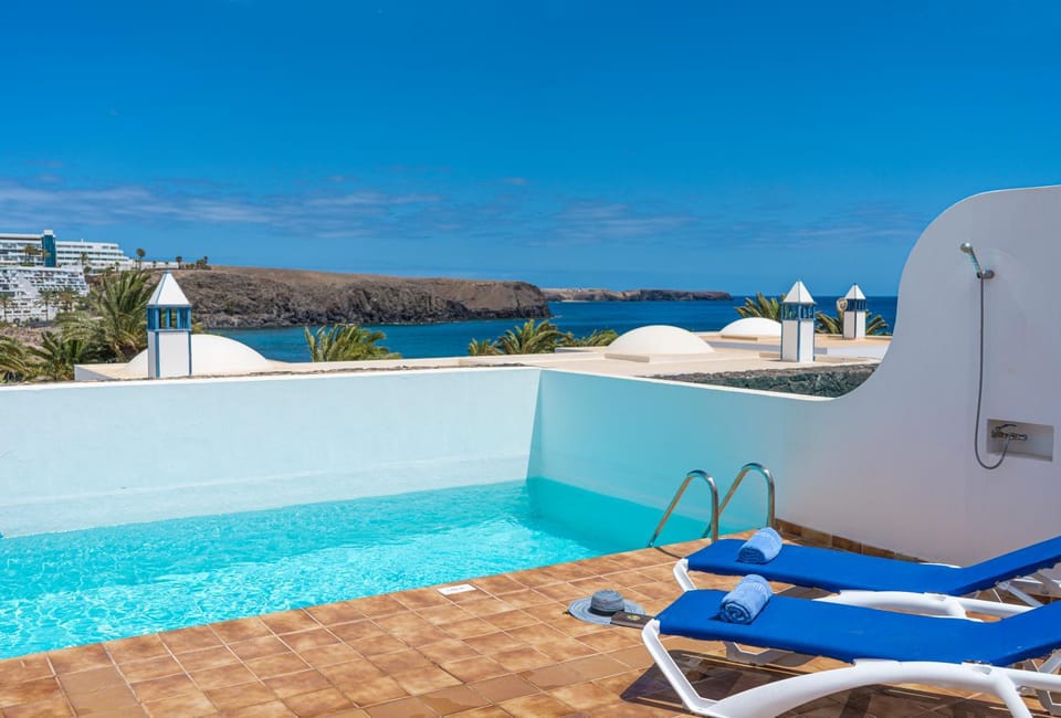 Sea view, Swimming pool