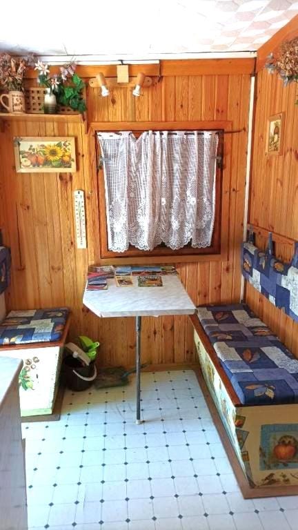 Old cottage, steep hill, read info and rating Apartment in Brno