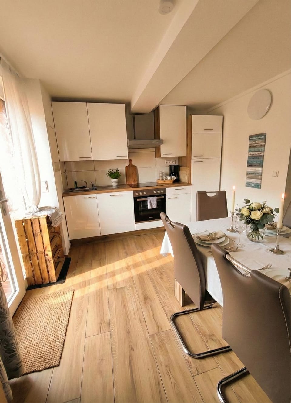 Kitchen or kitchenette, kitchen