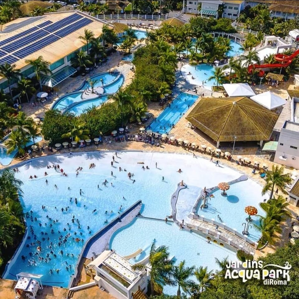 Lacqua diroma - Ótimas Suítes - Park aquático 24h - PISCINA DE ONDAS Apartment hotel in State of Goiás