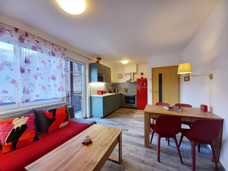 Kitchen or kitchenette, Living room, kitchen