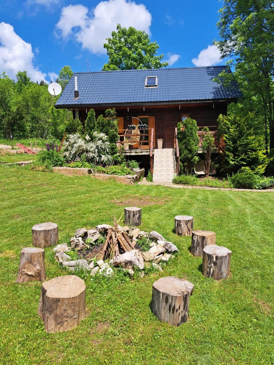 Property building, Garden view