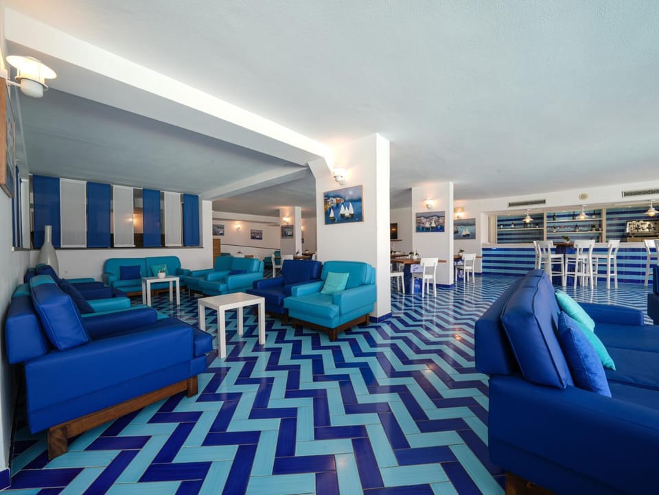 Lounge or bar