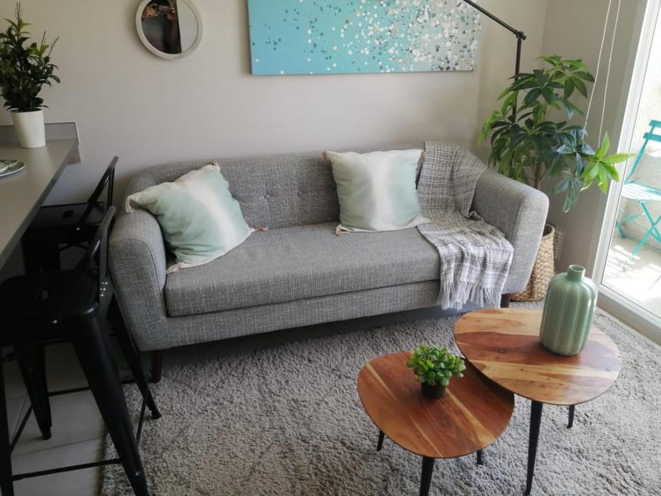 Communal lounge/ TV room, Living room, Seating area
