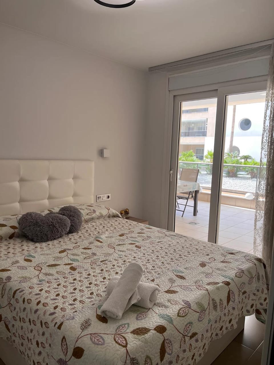 Balcony/Terrace, Photo of the whole room, Bedroom, towels