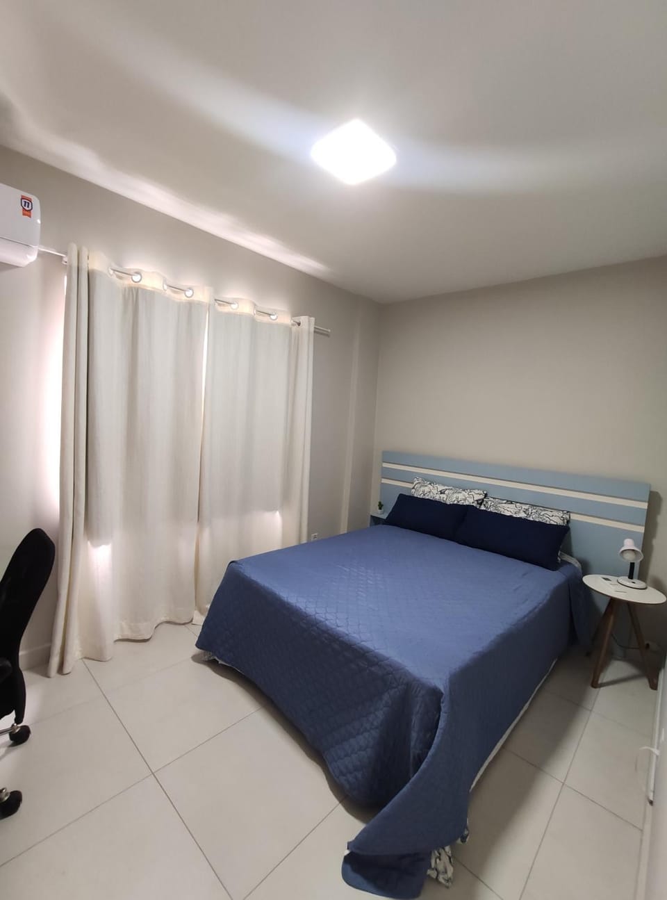 Apartamento no centro, ar-condicionado e garagem Apartment in State of Santa Catarina