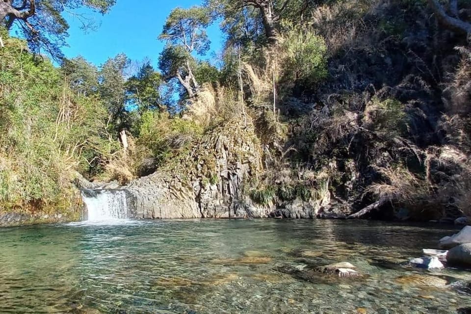 "Encanto de Vilches", cabaña en la precordillera con hot tub privado Chalet in Maule