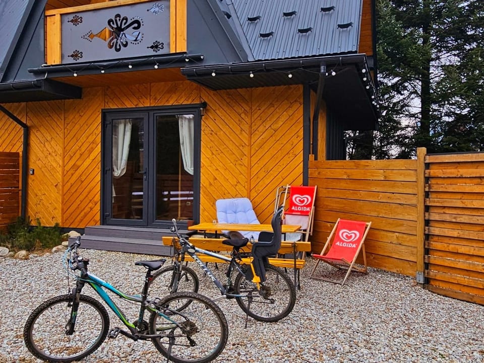 Property building, Cycling