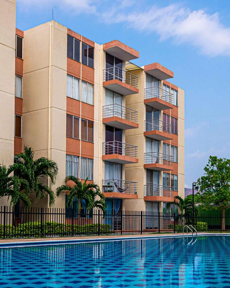 Property building, Swimming pool