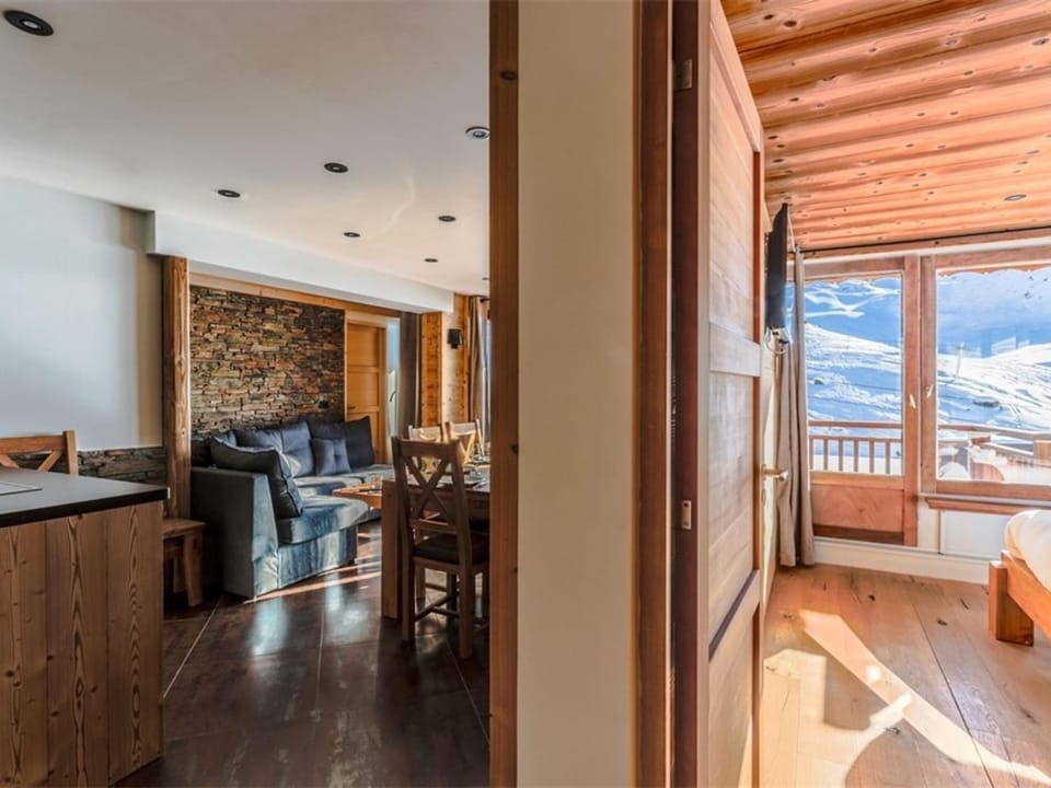Val Thorens: Superbe appart 8 pers, proche pistes et commerces - FR-1-637-31 Apartment in Les Allues