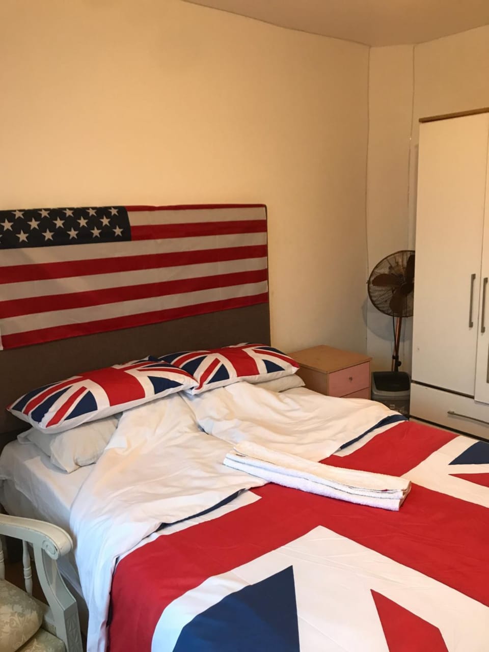 Arbnb Comfy Sleep Guest House Self Catering Private Bedrooms 70 pound per night per person Vacation rental in London Borough of Hackney