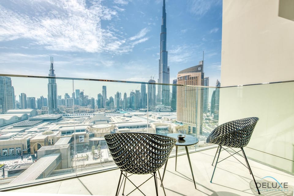 View (from property/room), Balcony/Terrace, City view, Landmark view