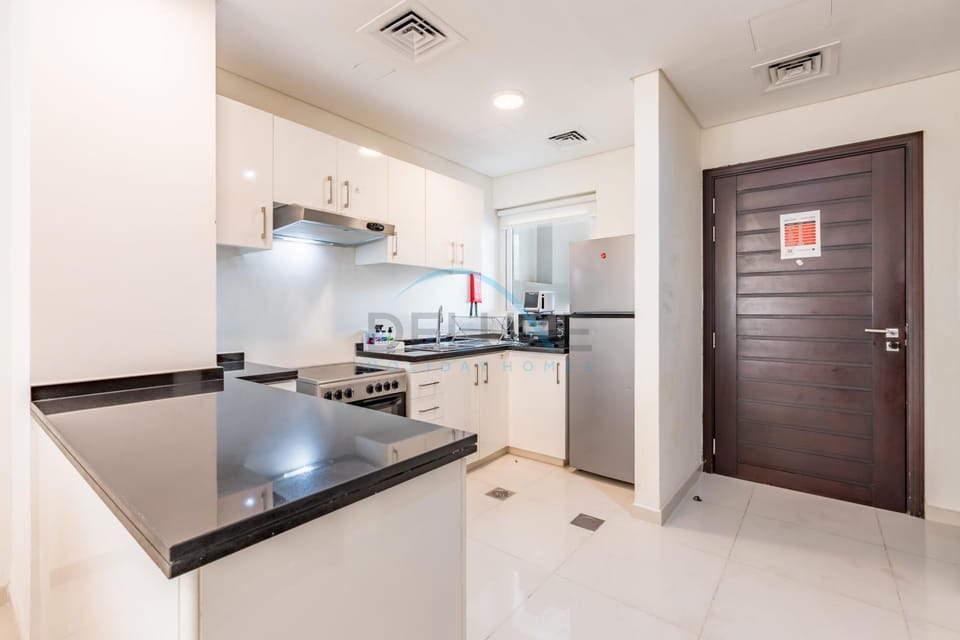 microwave, oven, stove, kitchen