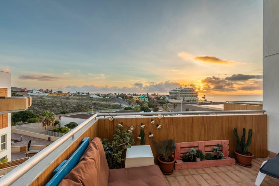 Balcony/Terrace, Sea view, Sunrise