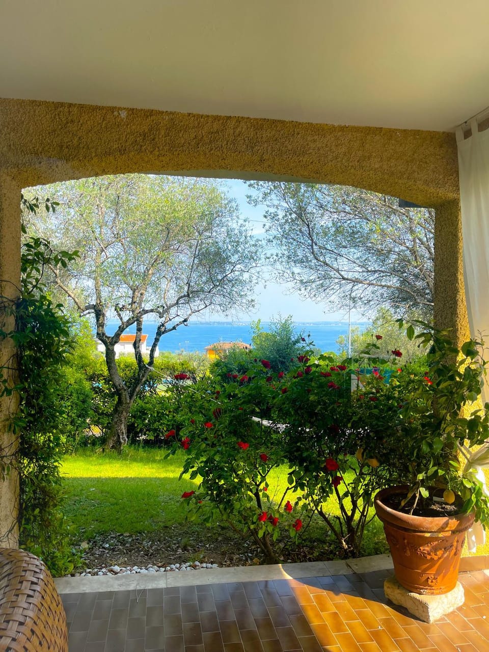 Villa con vista lago e piscina Villa in Lake Garda