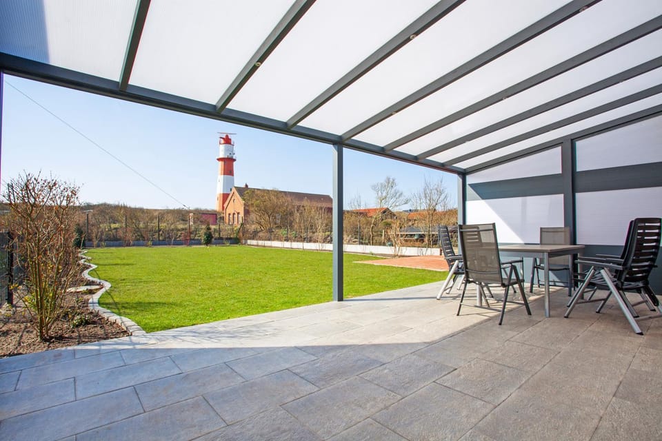 Malaika Shania A Apartment in Borkum