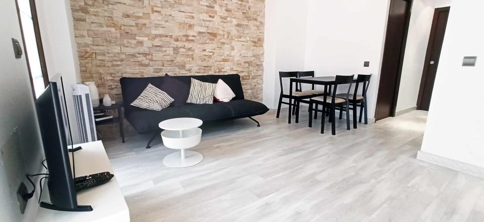 TV and multimedia, Lounge or bar, Dining area