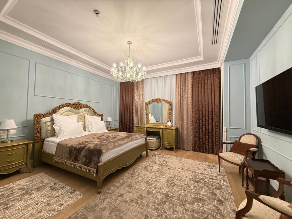 Bed, Photo of the whole room