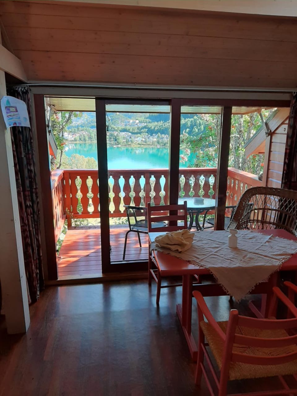 Balcony/Terrace, Dining area, Lake view