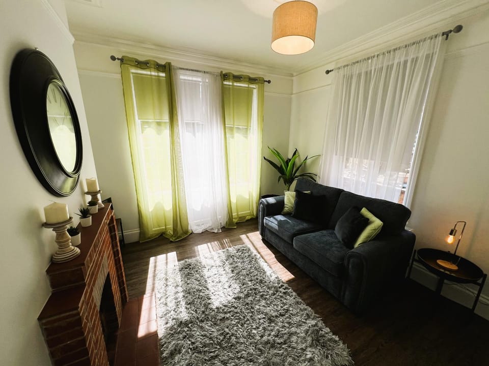 Communal lounge/ TV room, Living room