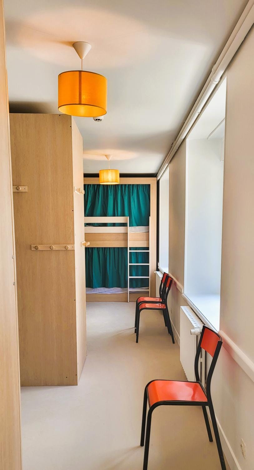 Garden view, group of guests, bunk bed, fireplace, internet, microwave, storage