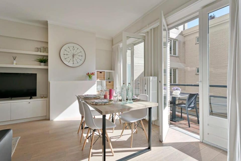 Casiola - Comfy Apartment with Side Seaview and 2 free bikes Apartment in Knokke-Heist