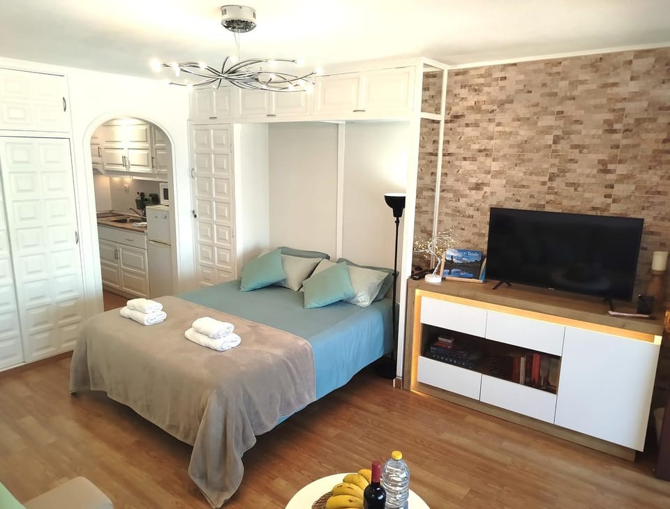 Bed, Other, Bedroom