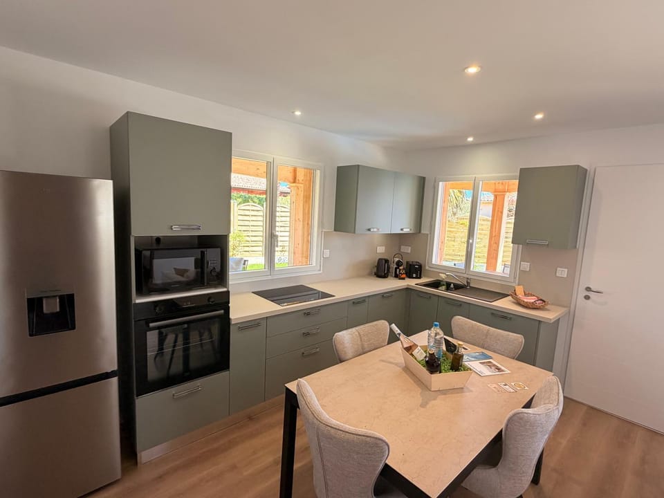 CALA CORSICA - Villas 5 Etoiles T5 Piscine privée - Villa T4 Piscine privée chauffée - Villa T3 Piscine partagée - Internet Fibre - Entièrement Climatisée à Lecci de Porto-Vecchio Cala Rossa House in Porto-Vecchio