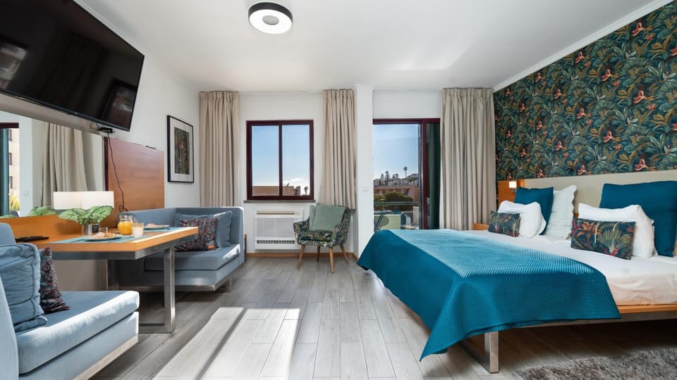 The Seaview Studio by LovelyStay Apartment in Caniço