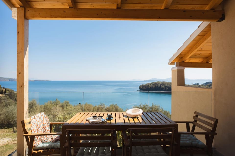 Patio, Day, Natural landscape, View (from property/room), Balcony/Terrace, Dining area, Mountain view, Sea view