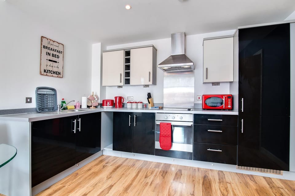 Kitchen or kitchenette, kitchen