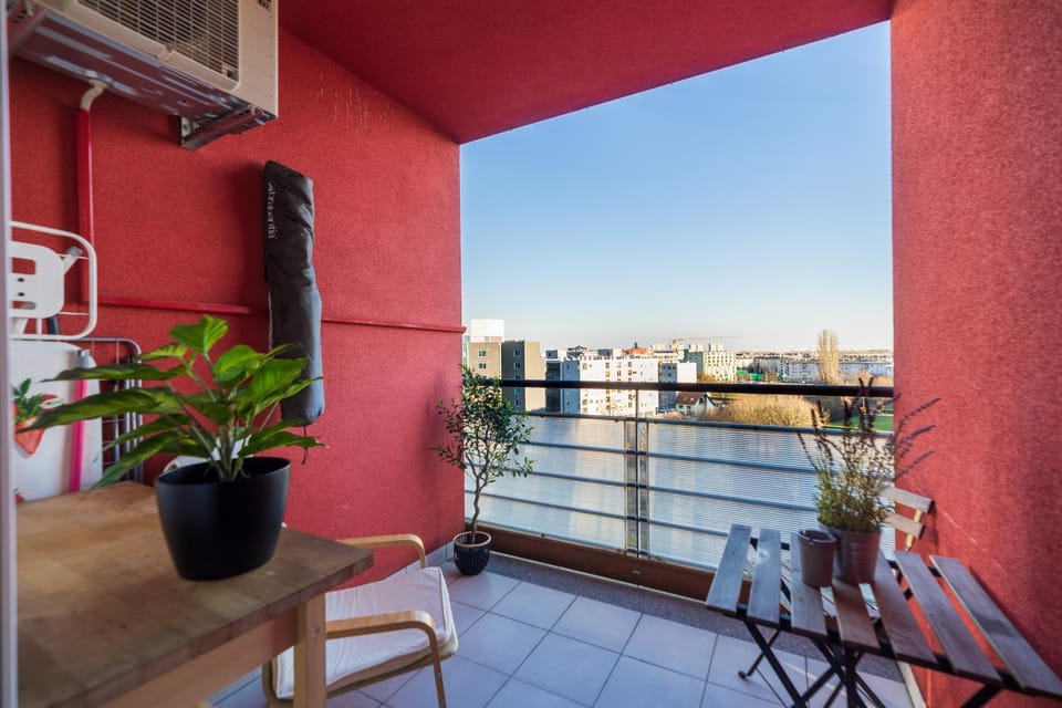 Patio, Day, View (from property/room), Balcony/Terrace, Balcony/Terrace, Seating area, City view