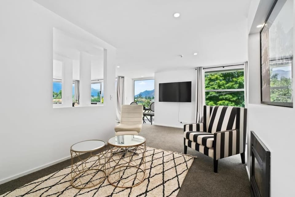 Central Queenstown Luxury House in Queenstown