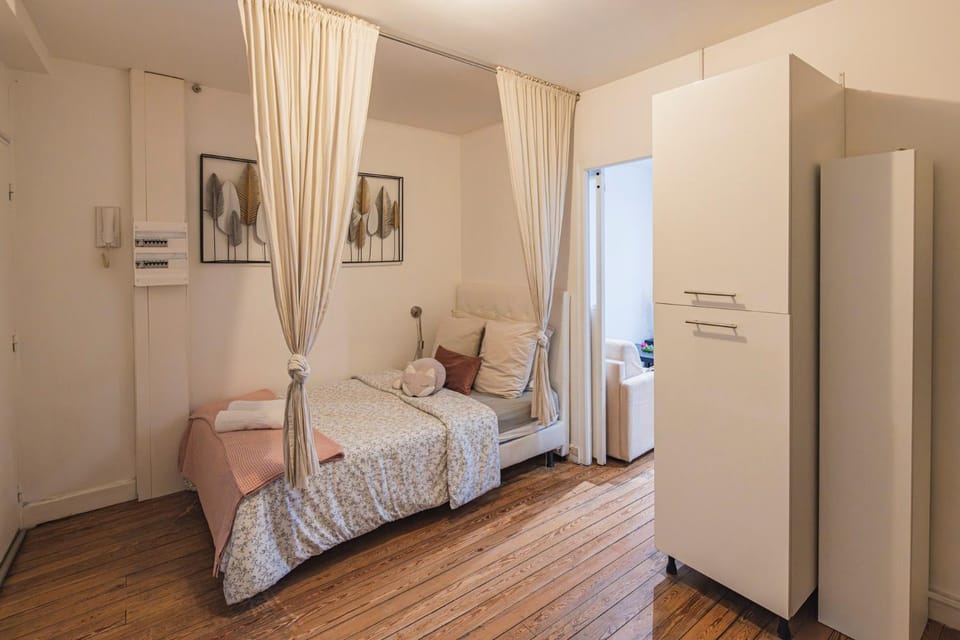 Appartement cosy proche Cathédrale Apartment in Reims