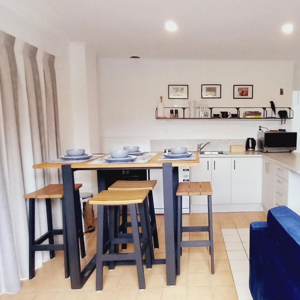 Harbourside 29B ~ Boat Parking Apartment in Coromandel
