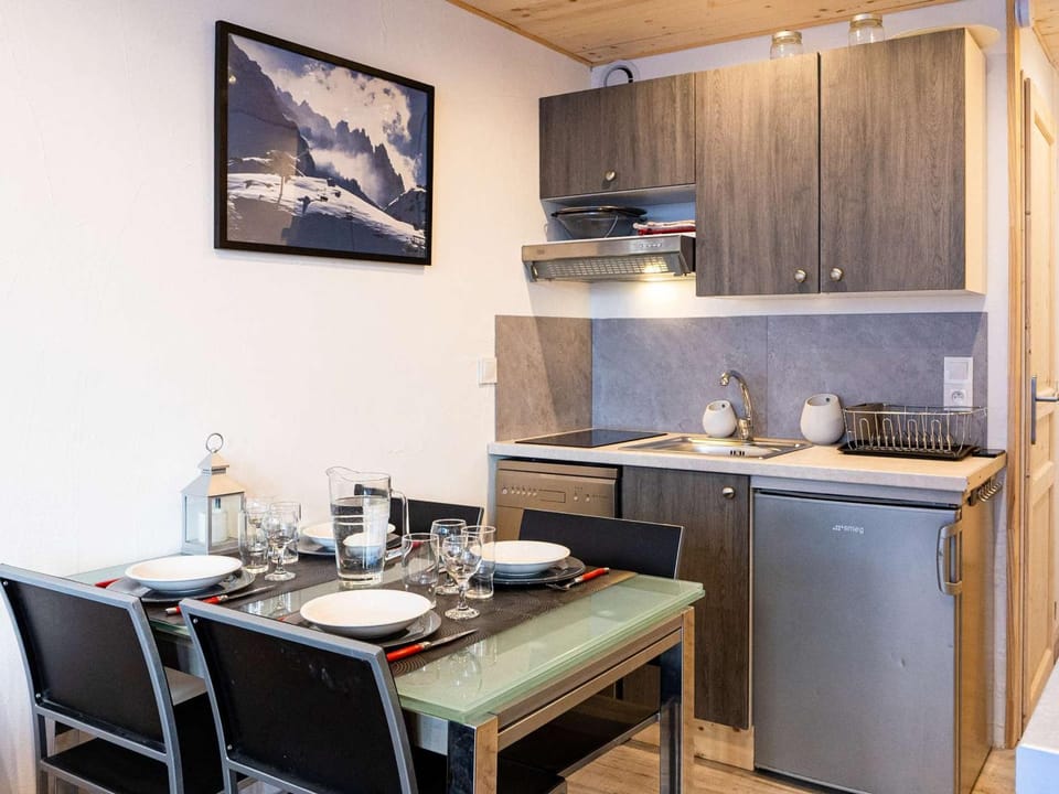 Moderne appartement 4 pers à Val Thorens avec WiFi et balcon - FR-1-637-37 Apartment in Les Allues