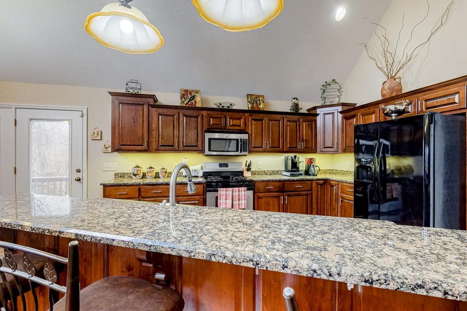 Hillcrest Hideaway House in Chatuge Lake