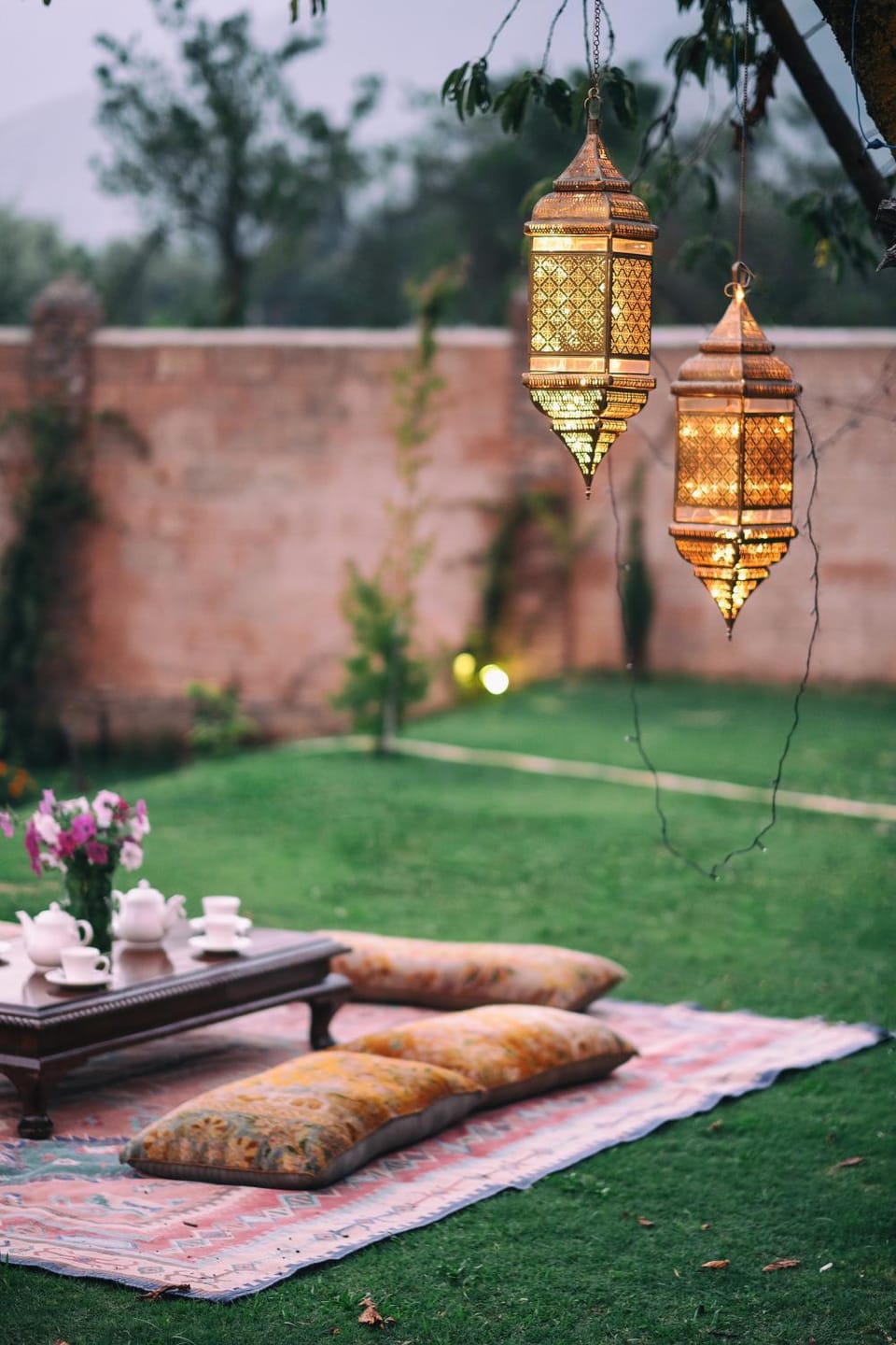 Restaurant/places to eat, Day, Garden, Garden, Food, Garden view