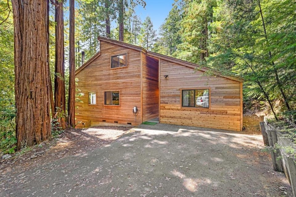 Sequoia Sunset House in Sonoma County