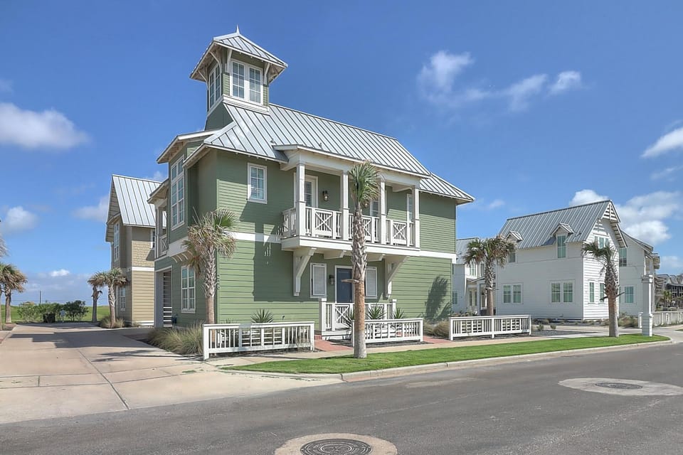 Green Turtle Cottage House in Port Aransas